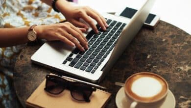 Meta AI versus ChatGPT: una comparación de la creación de contenido impulsada por AI