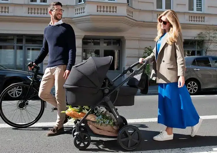 Carritos de Bebés y Sillas de Paseo con pareja