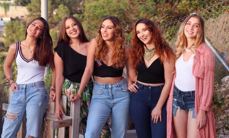 Descubre las Mejores Opciones para Conocer Chicas en Alicante, Benidorm y Torrevieja 1 grupo de chicas colombianas