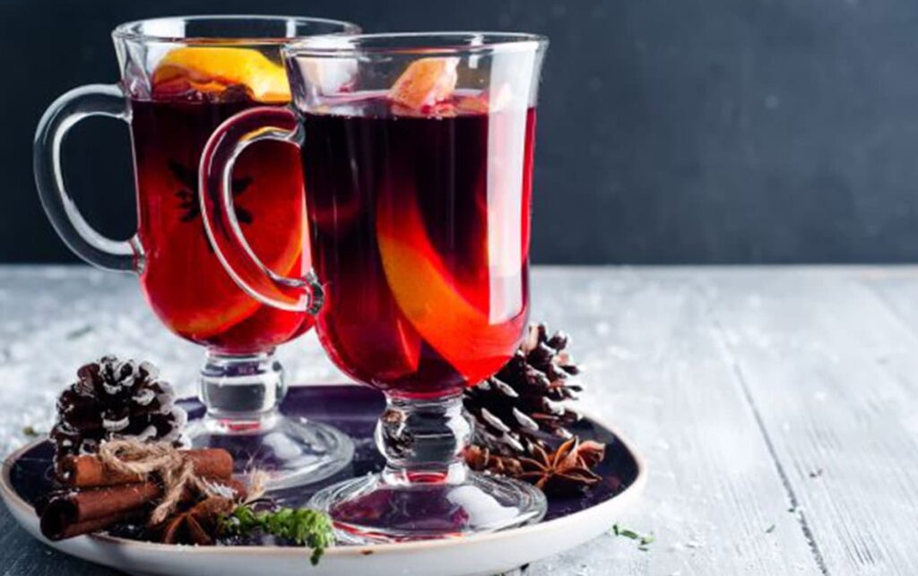 Vino caliente: el aliado perfecto para las noches invernales 2 receta de vino caliente copas