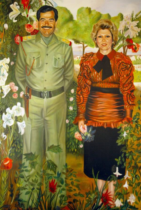 Primera esposa y prima de Saddam Hussein 3 Retratos de Saddam Hussein y Sajidah Tarfa