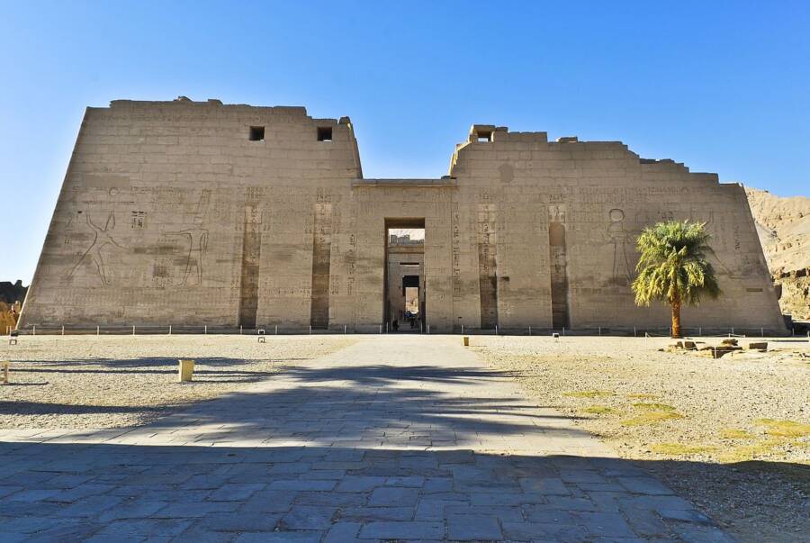 Templo de Ramsés III en Medina Habu