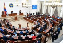 El nuevo gobierno de Mongolia se ha fijado objetivos ambiciosos. ¿Pero son realistas? – 2 Mongolia’s New Government Set Ambitious Goals. But Are They Realistic?