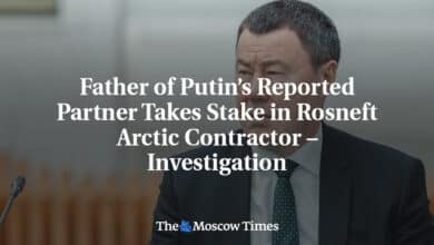Segun se informa el padre de Putin posee una participacion