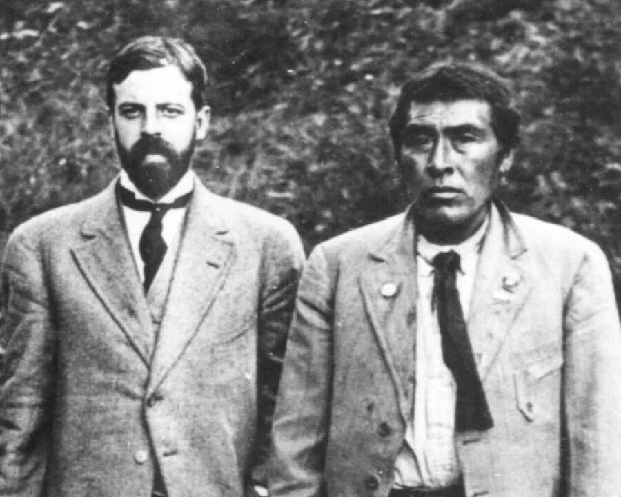 Ishi, el pueblo Yahi de California, conocido como "los últimos indios salvajes" 6 Antropólogo Alfred Kroeber e Ishi