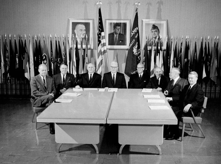 La teoría de la bala mágica en torno al asesinato de JFK 3 Comisión Warren
