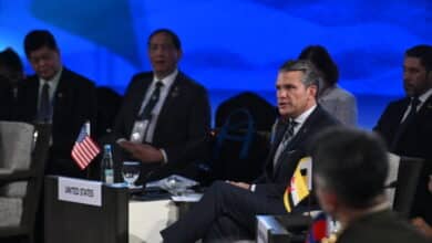 Heggs busca asegurar al Sudeste Asiático el compromiso de seguridad de Estados Unidos con la región - 1 Hegseth Seeks to Reassure Southeast Asia of US Security Commitment to the Region